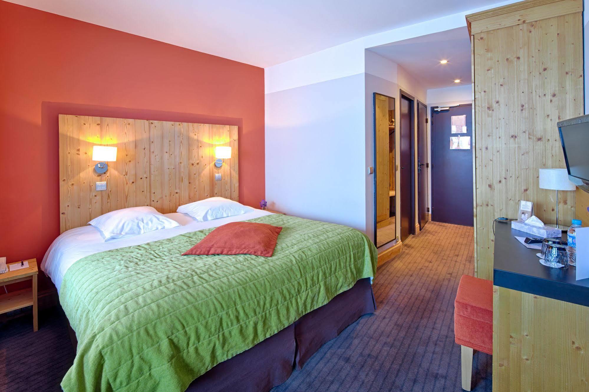 Les Bruyeres Hotel 3*